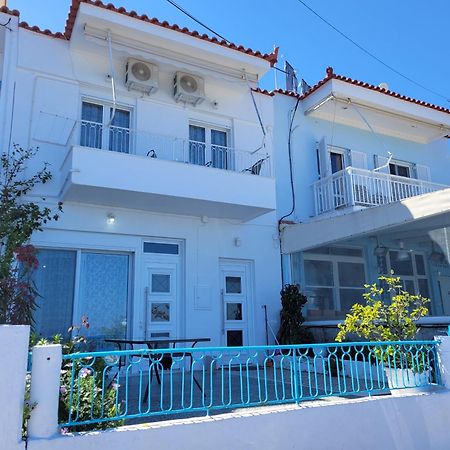 Antony'S Apartment Sea View Tiros Exterior photo